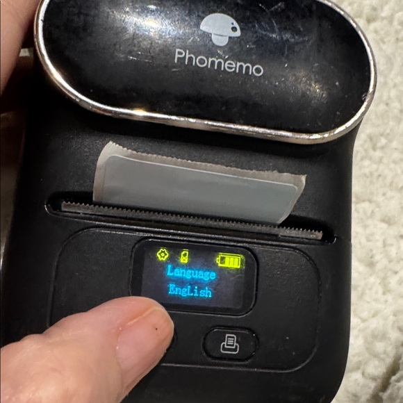 M110 Label Maker Bluetooth Sticker Machine Barcode Label Printer compact - Picture 2 of 4